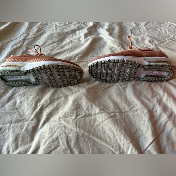 Women’s Nike Air Max Sequent 4.5 - Picture 5 of 5